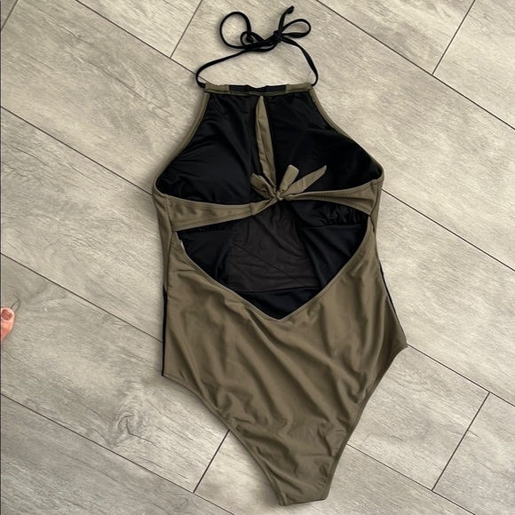 CUPSHE Halter One Piece Swimsuit in Black and Olive Mesh Cut-Out, Size XXL - Picture 6 of 10